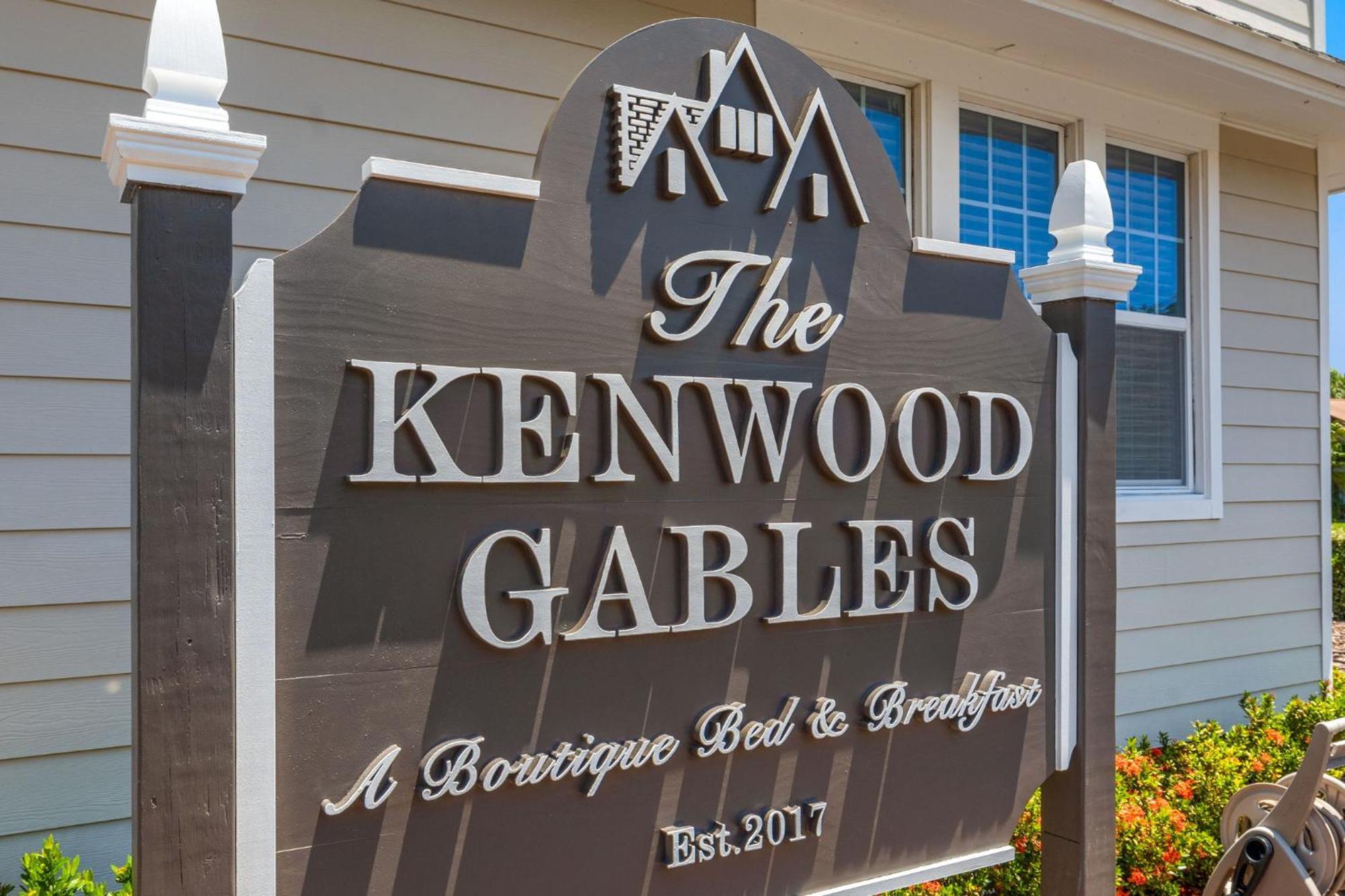 Bed and Breakfast The Kenwood Gables Sankt Petersburg Zewnętrze zdjęcie